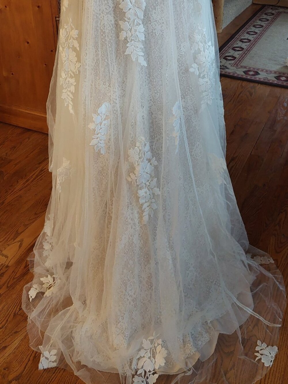 Essense of Australia IVORY 3D flower 2 lace layers Boho Wedding dress size 20 - Picture 10 of 16